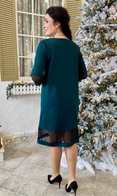 Cocktail dress with a shiny grid. Emerald.400931126mari58, XL